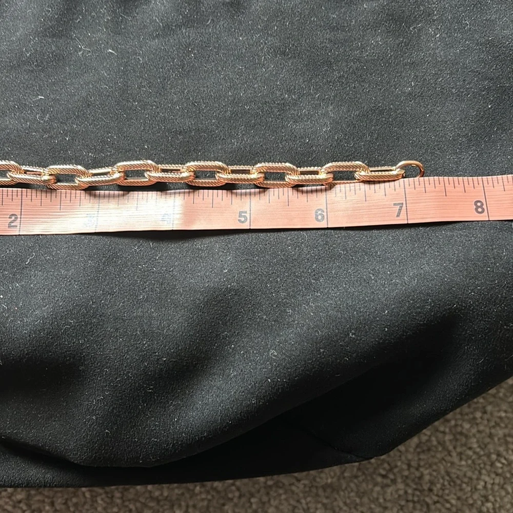 Lisa Robertson Rose gold small bracelet! - Picture 4 of 5